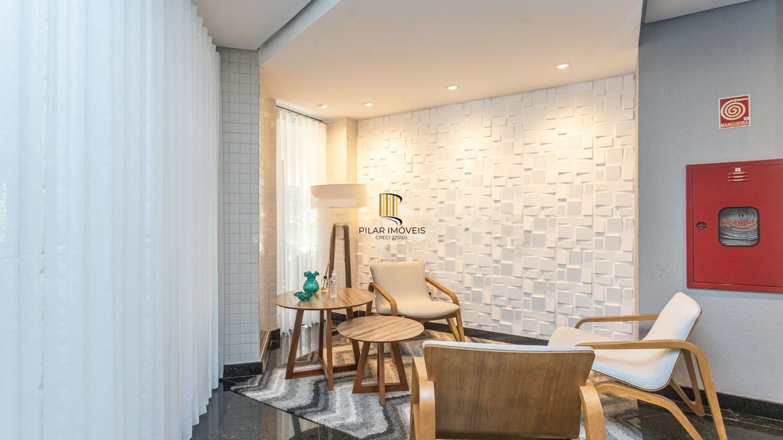 Apartamento com 3 quartos, 3 vagas e 105m² - Bairro Vila Jardim