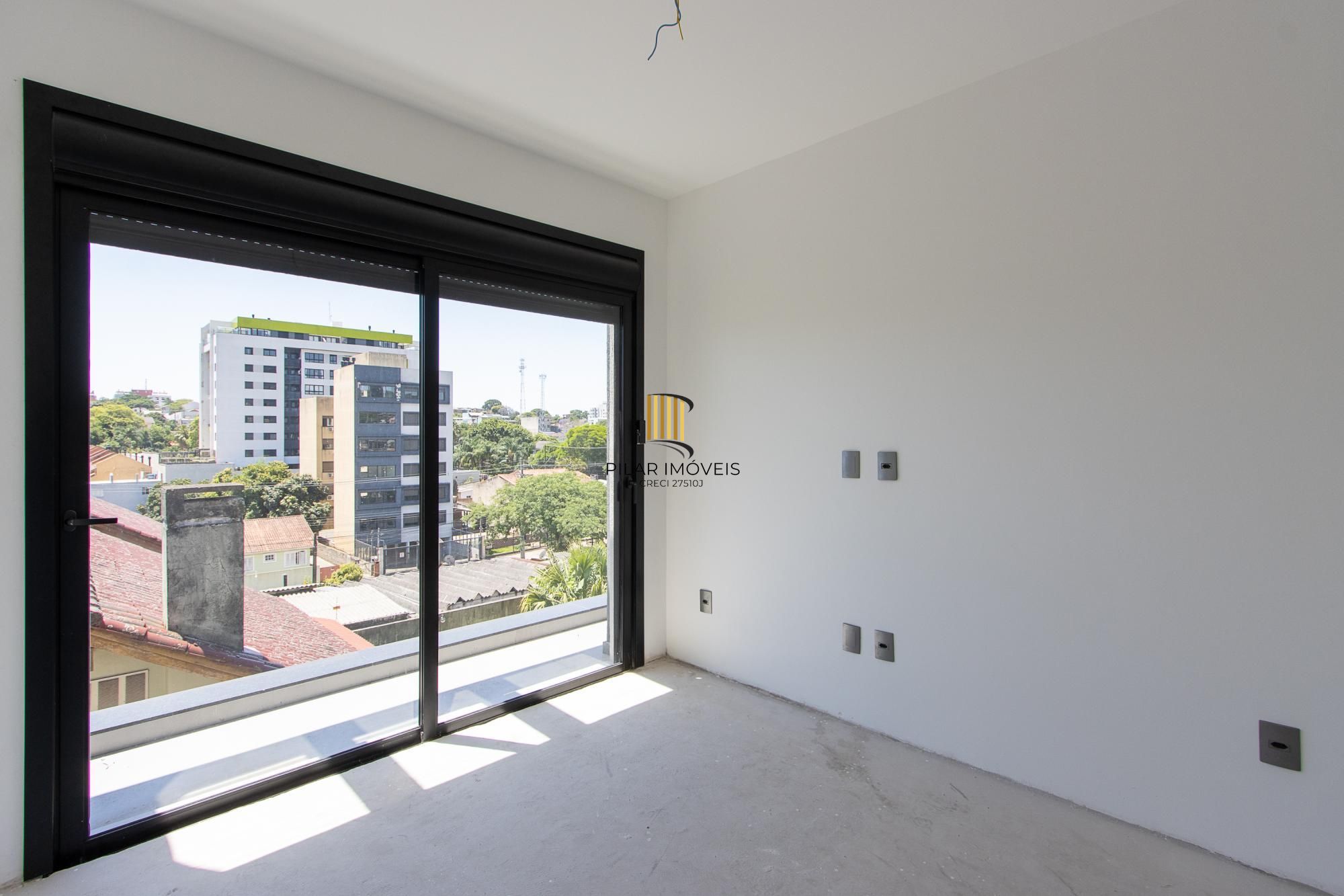 Casa em condomínio com conforto e exclusividade no bairro Tristeza