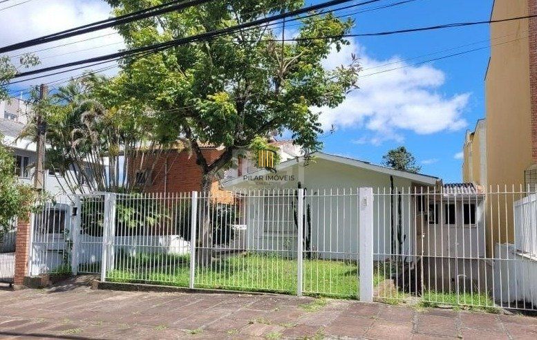 Casa Residencial ou comercial. Com 205 m²  de área útil, 3 dormitórios - Pilar Imóveis