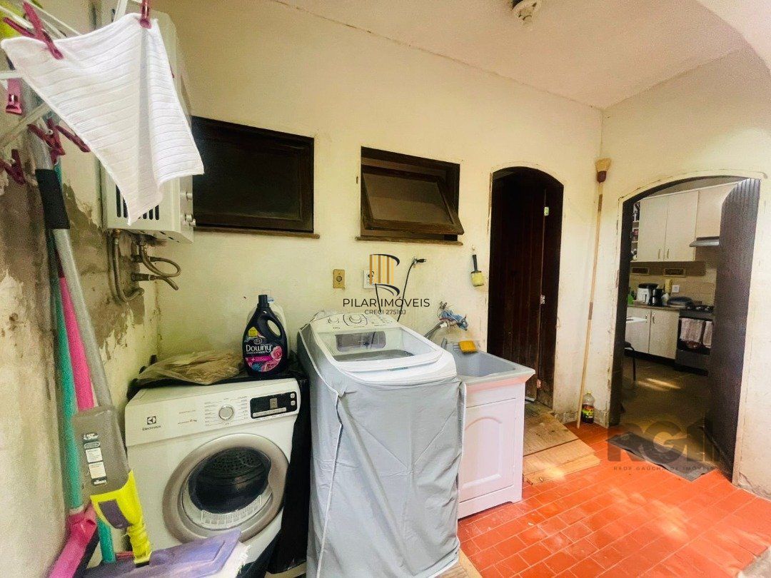 Casa 3 dormitórios no bairro Tristeza