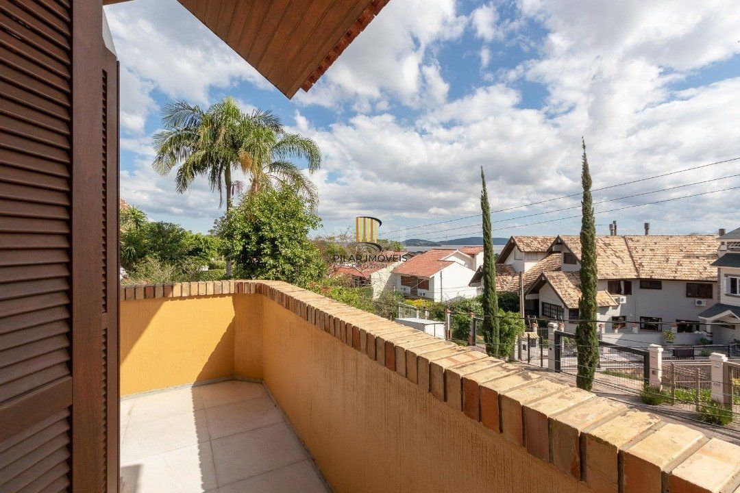 Casa Condominio para Venda - 210.69m², 3 dormitórios, sendo 2 suites, 4 vagas - Jardim Isabel