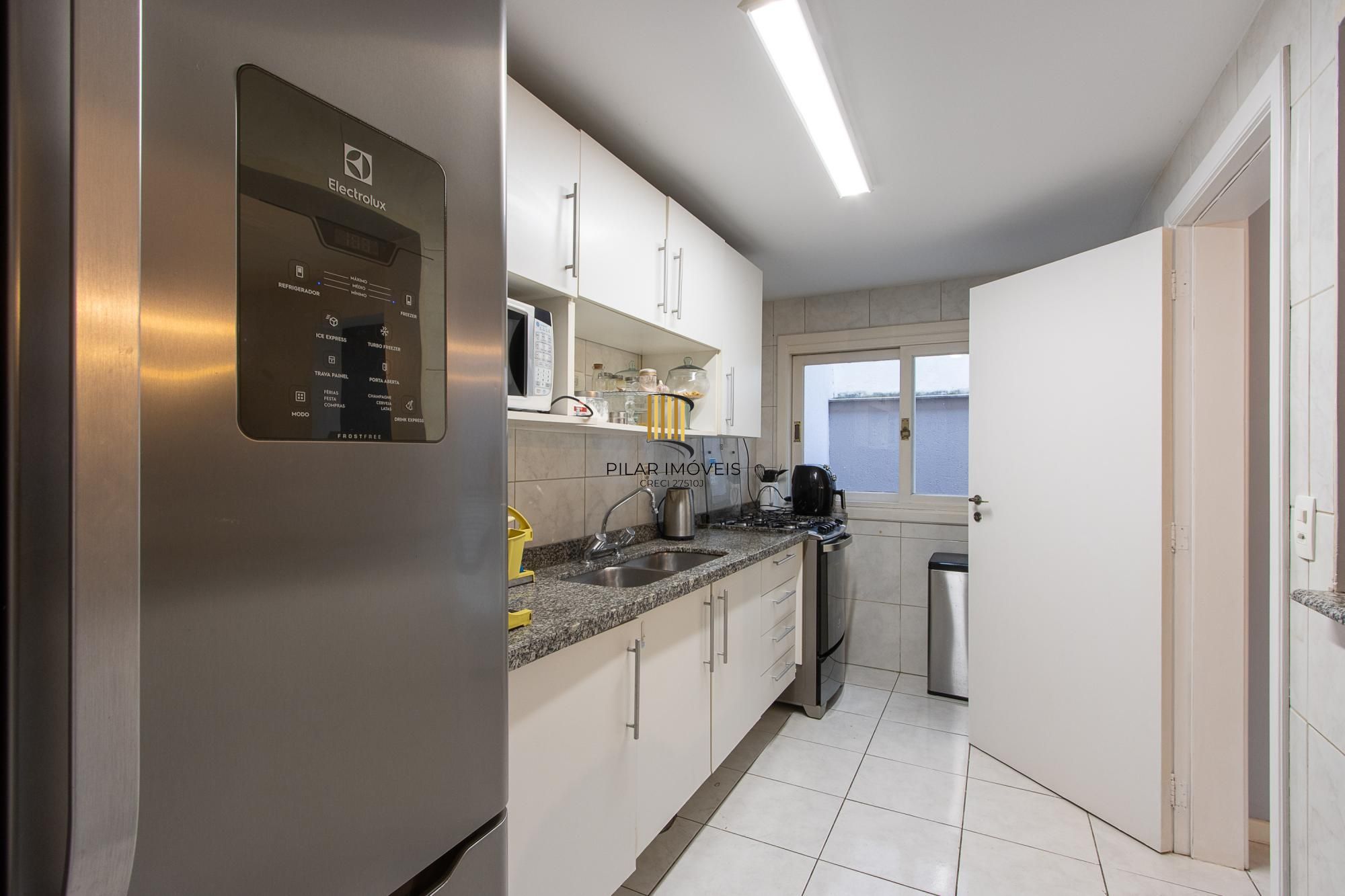 Casa de Condomínio 3 dormitórios no bairro Boa Vista