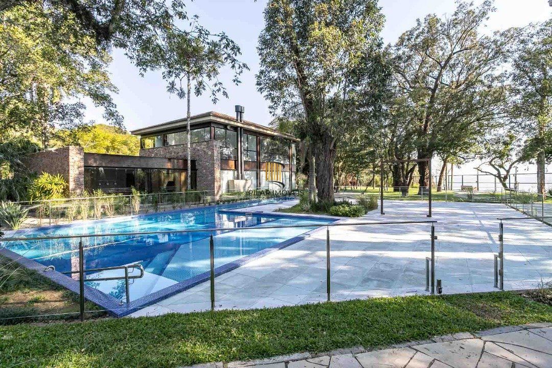 Casa Condominio para Venda - 588.62m², 4 dormitórios, sendo 4 suites, 5 vagas - Pedra Redonda