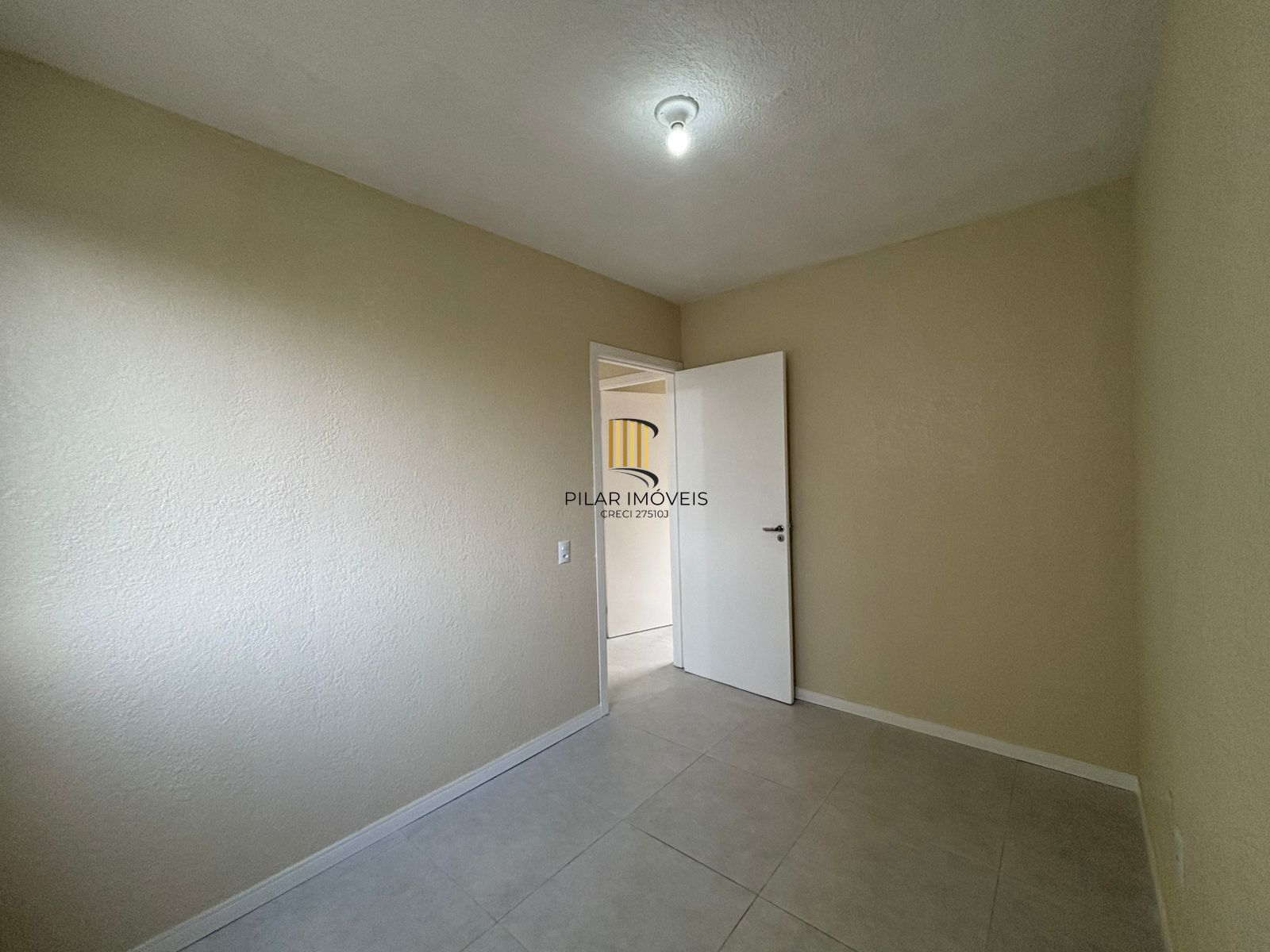 Apartamento 2 dormitórios no bairro Cavalhada