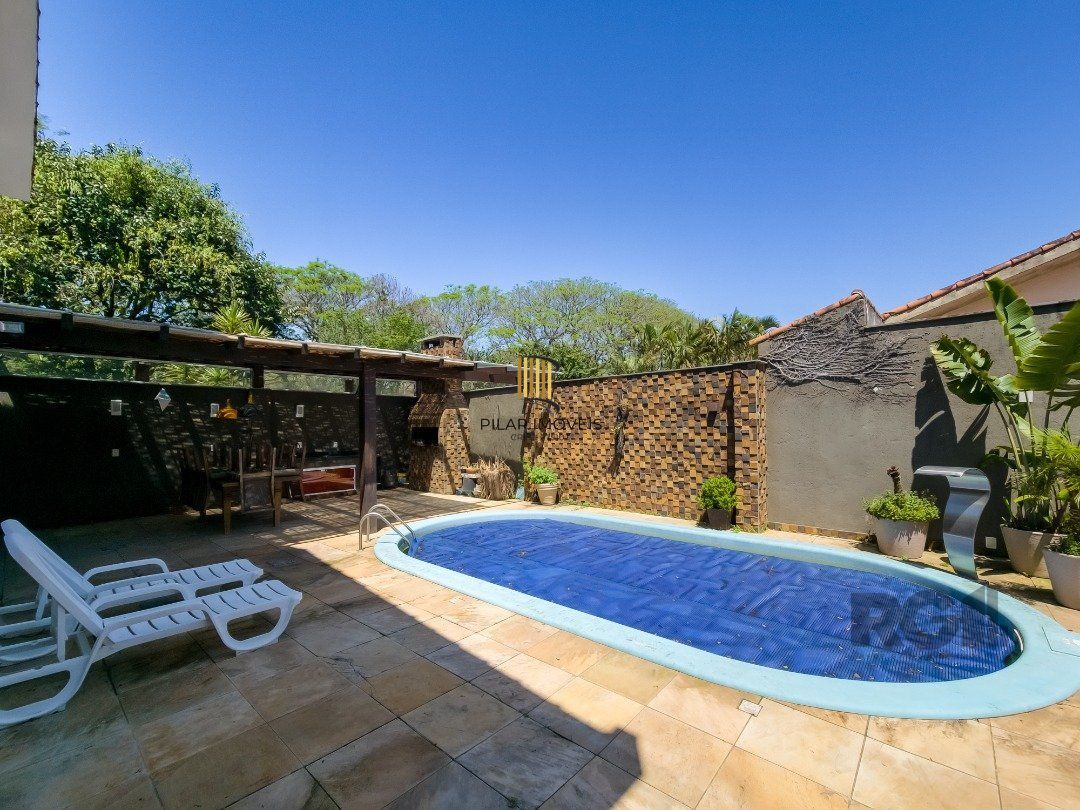 Casa 3 dormitórios no bairro Jardim Isabel