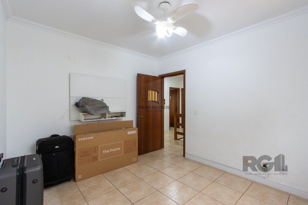 Casa 6 dormitórios no bairro Tristeza