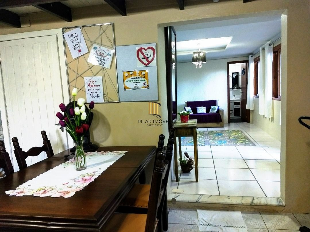 Casa para Venda - 200m², 4 dormitórios, sendo 1 suites, 4 vagas - Ipanema