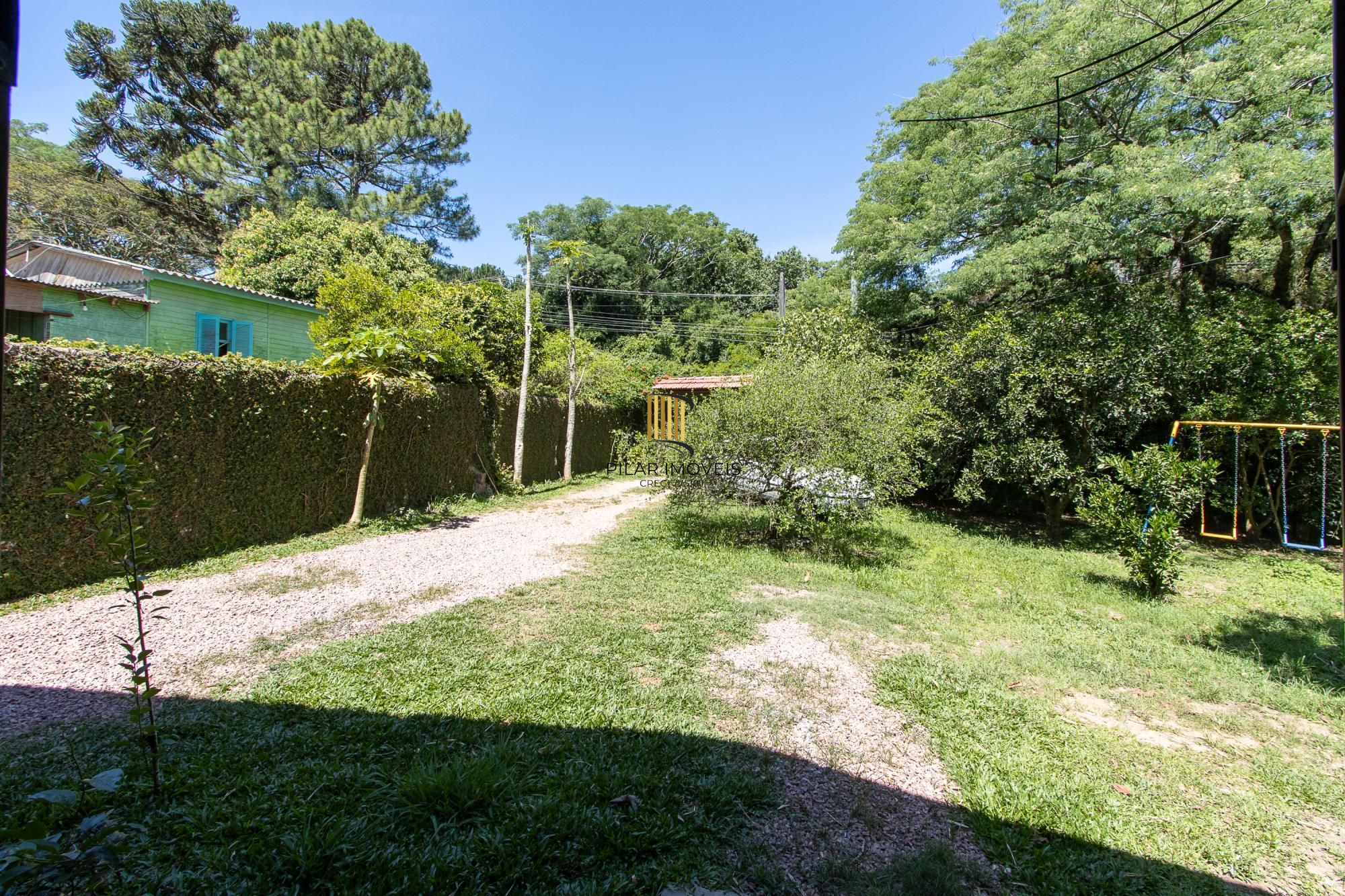 Casa 3 dormitórios no bairro Pitinga