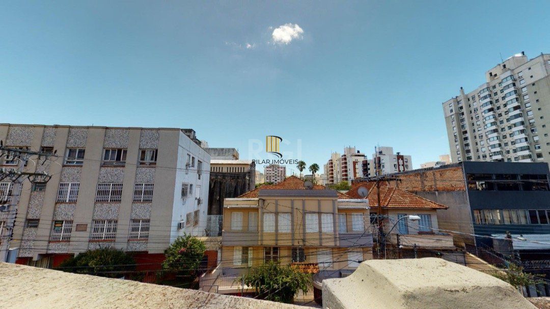 Casa para Venda - 130m², 3 dormitórios, sendo 1 suites, Cidade Baixa