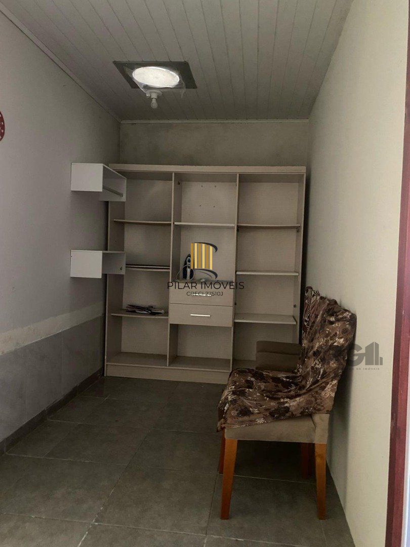 Casa 3 dormitórios no bairro Hípica