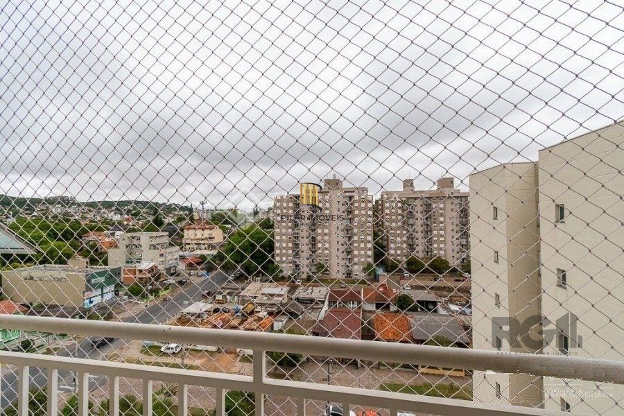 Apartamento 3 dormitórios no bairro Camaquã