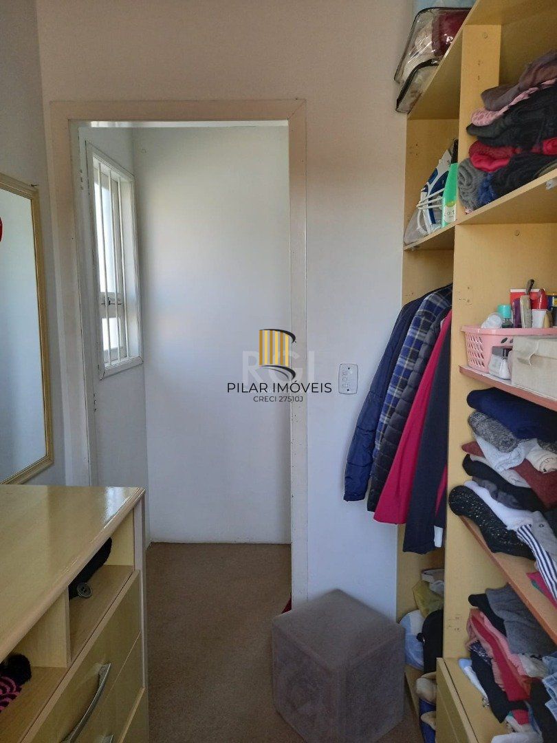 Casa 4 dormitórios no bairro Hípica