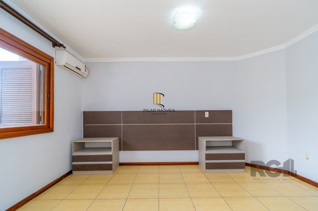 Casa 3 dormitórios no bairro Espírito Santo
