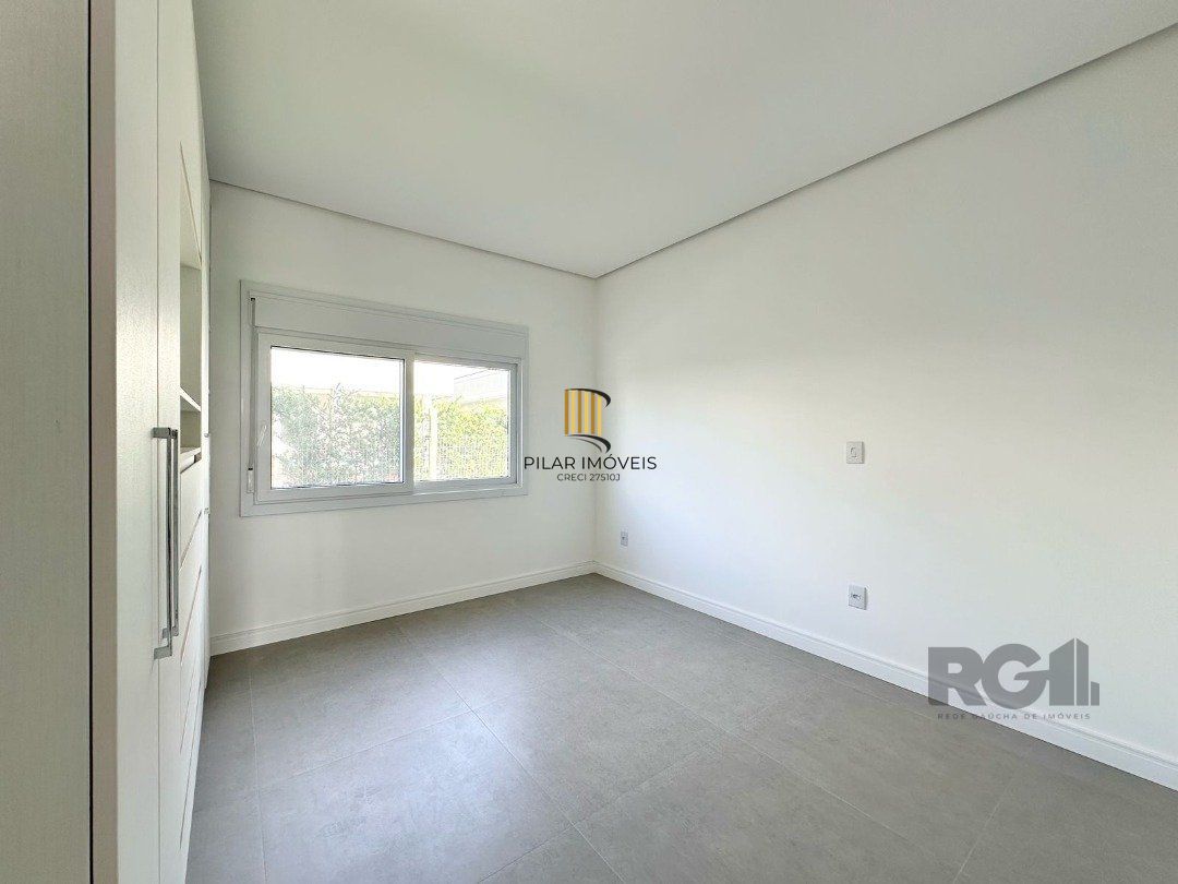 Casa de Condomínio 3 dormitórios no bairro Dubai
