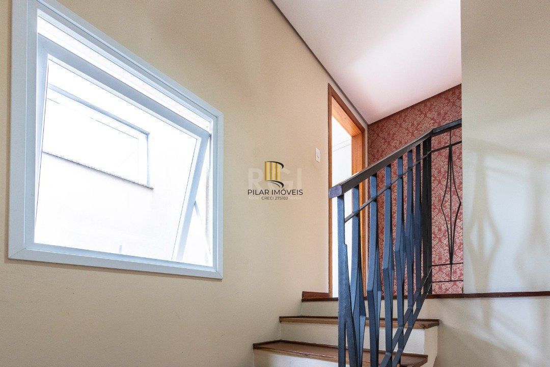 Casa para Venda - 226.96m², 3 dormitórios, sendo 2 suites, 3 vagas - Jardim Isabel