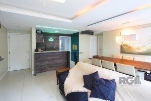 Vende apartamento no Bairro Passo da Areia - Porto Alegre