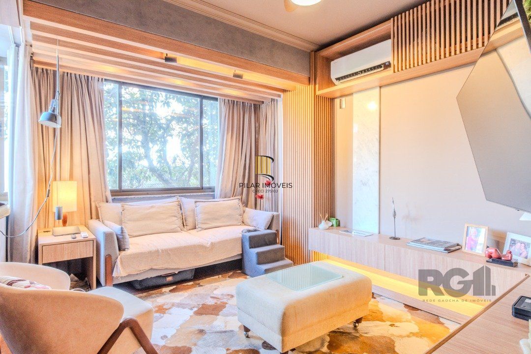 Apartamento amplo de 191m² privativos reformado