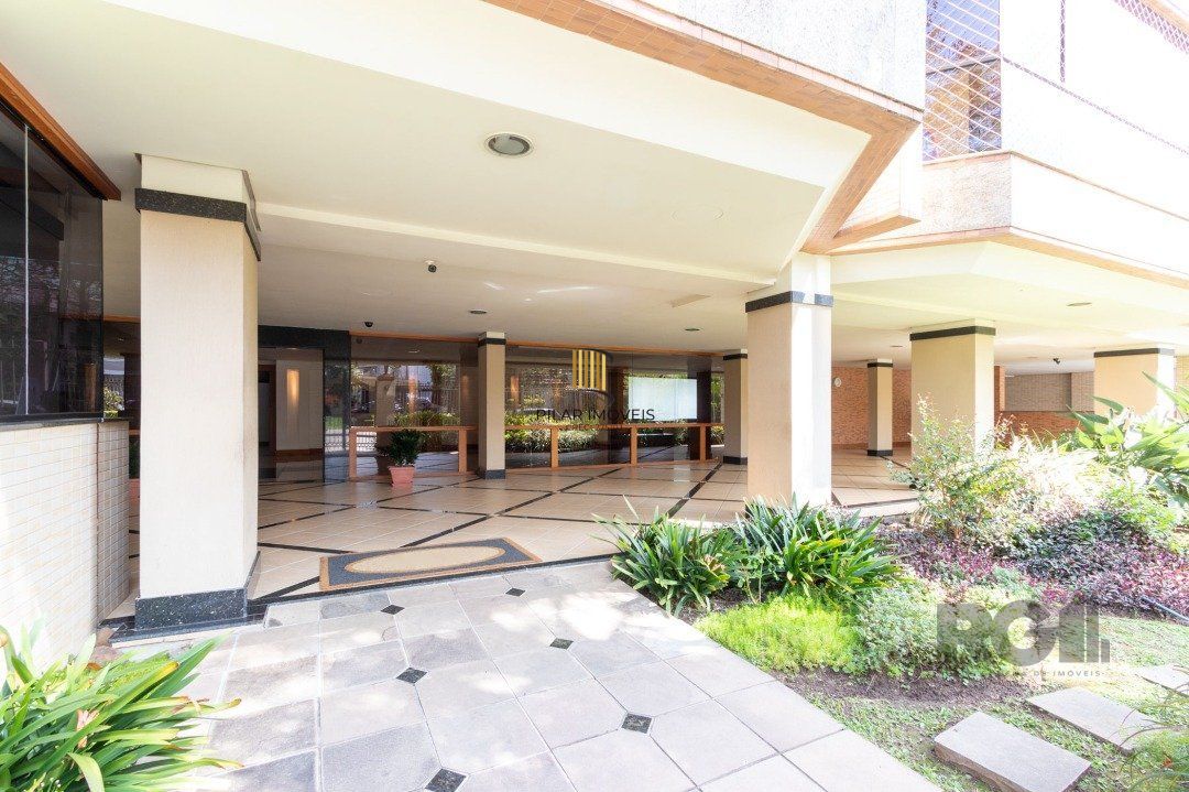 Apartamento para Venda - 200.1m², 3 dormitórios, sendo 3 suites, 5 vagas - Cristal