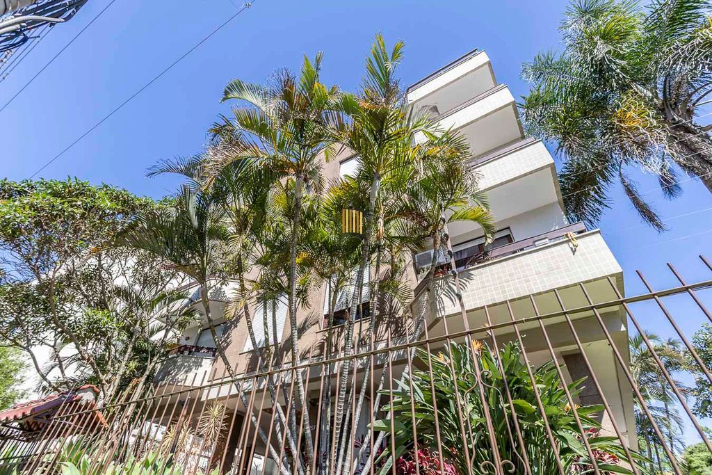 Cobertura semi mobiliada!