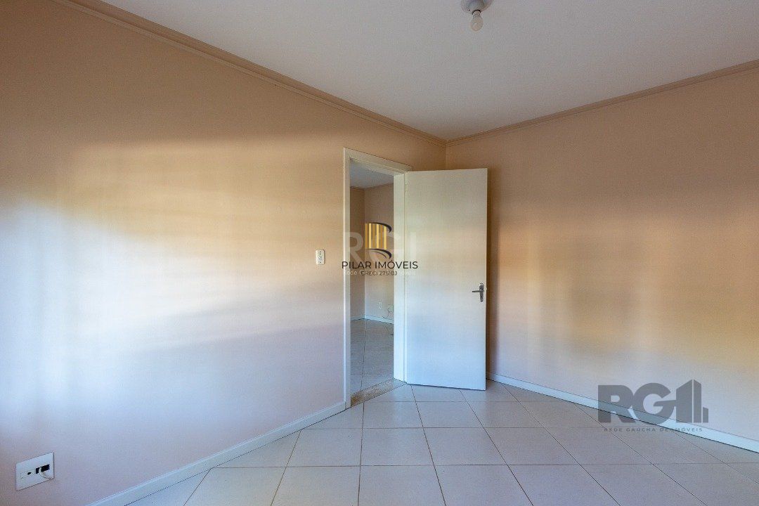 Apartamento de 1 dormitório, com vaga de garagem escriturada, próximo da Av. Otto Niemeyer.