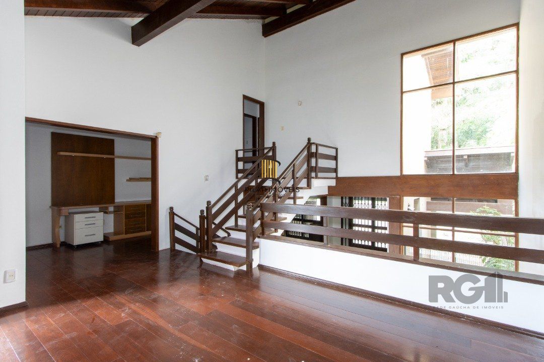 Casa de 3 dormitórios no Jardim Isabel com vista para o Guaíba.