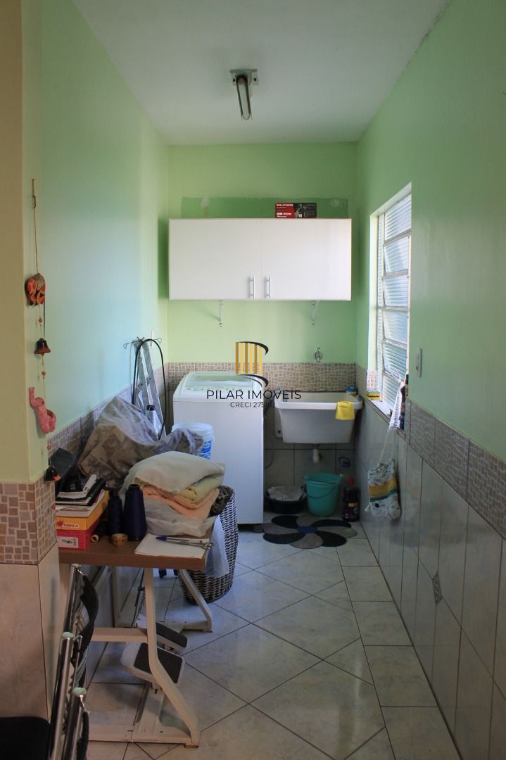 Casa para Venda - 120m², 3 dormitórios, sendo 1 suites, 1 vaga - Vila Nova