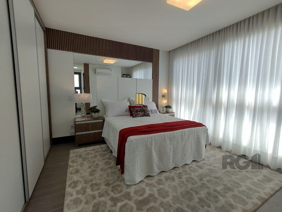 Casa de Condomínio 5 dormitórios no bairro Atlântida