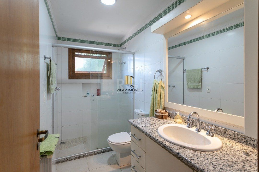Casa Condominio para Venda - 670m², 5 dormitórios, sendo 5 suites, 4 vagas - Terra Ville