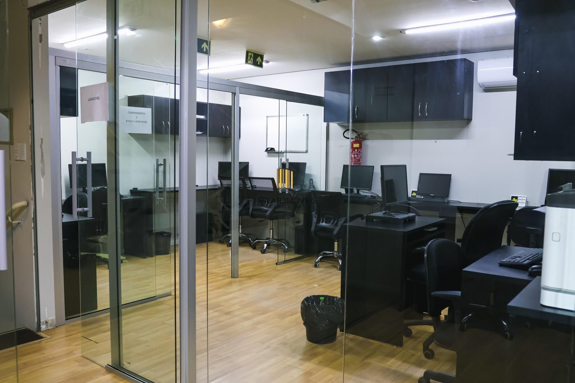 Casa Comercial 4 dormitórios no bairro Moinhos de Vento