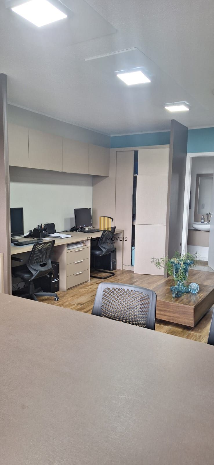 Sala Comercial mobiliada no Menino Deus