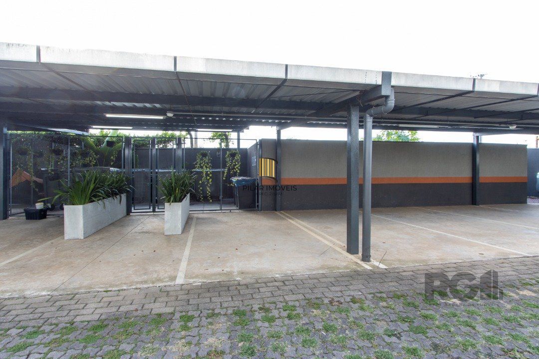 Duplex para Venda - 128.73m², 3 dormitórios, sendo 1 suites, 3 vagas - Cristal