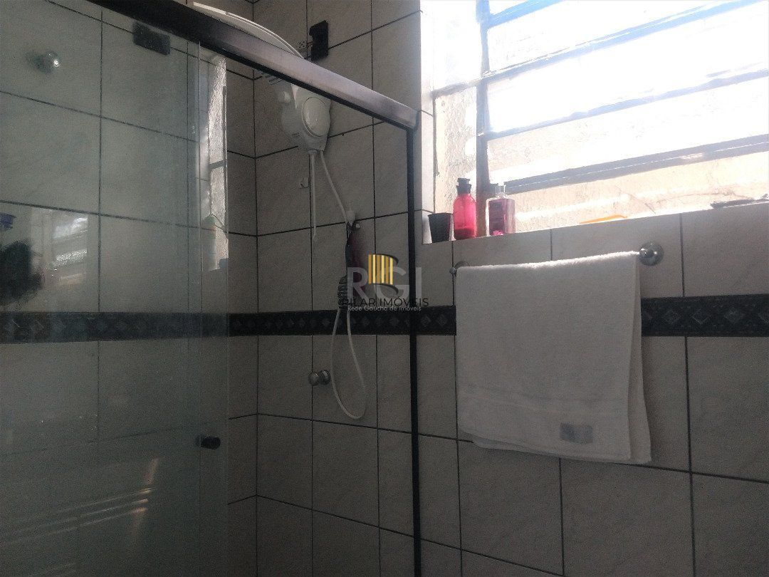 Casa para Venda - 84.96m², 3 dormitórios, 6 vagas - Camaquã