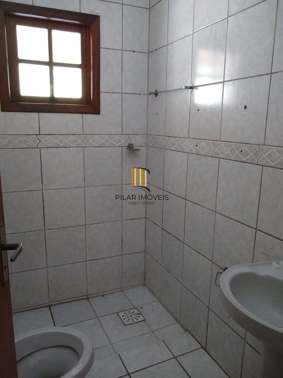 Casa 2 dormitórios no bairro Cristal