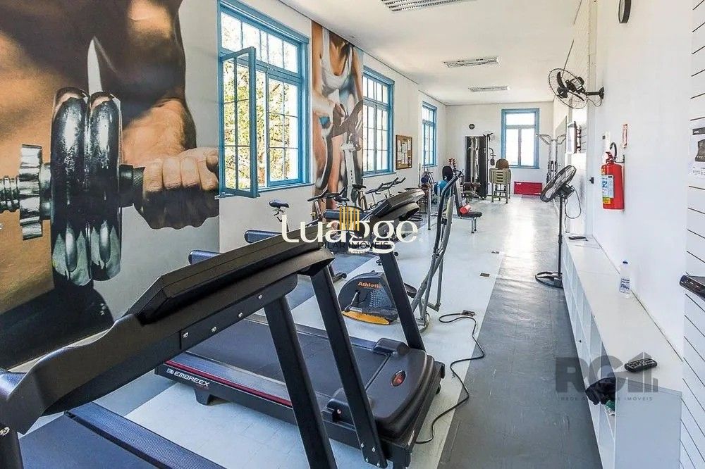 Apartamento de 3 dormitórios, 1 suíte e 2 vagas de garagem.