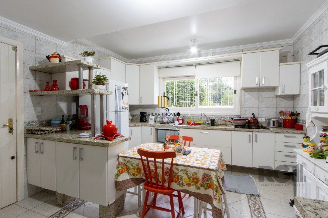 Casa para Venda - 167.4m², 4 dormitórios, sendo 2 suites, Ipanema