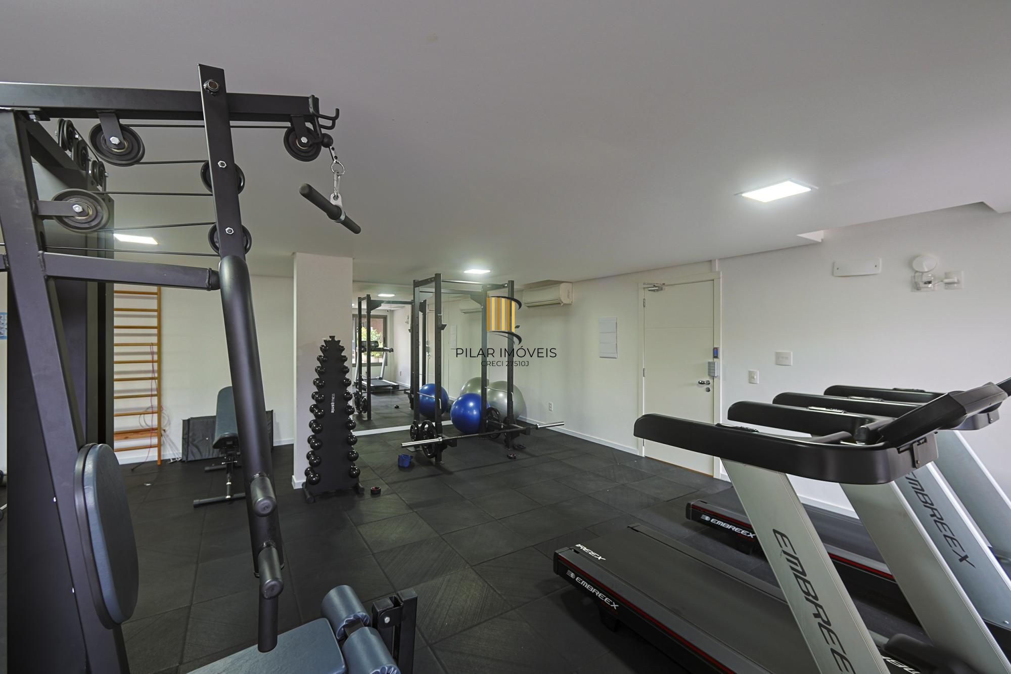 Apartamento com 217m² e 3 dormitórios no bairro Tristeza em PORTO ALEGRE para Comprar