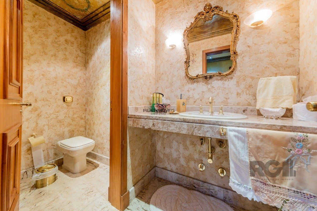 Apartamento 4 dormitórios no bairro Moinhos de Vento