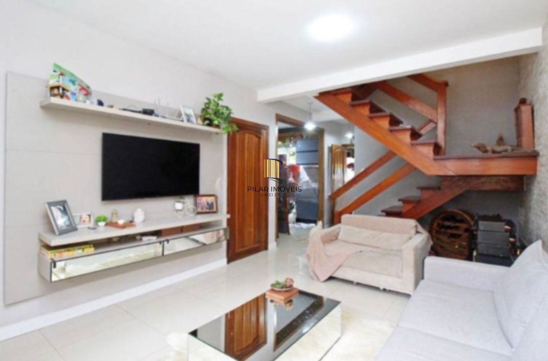 Casa com 2 Dormitórios + Sótão (3º Dormitório) – Ampla, Confortável e Completa - Pilar Imóveis