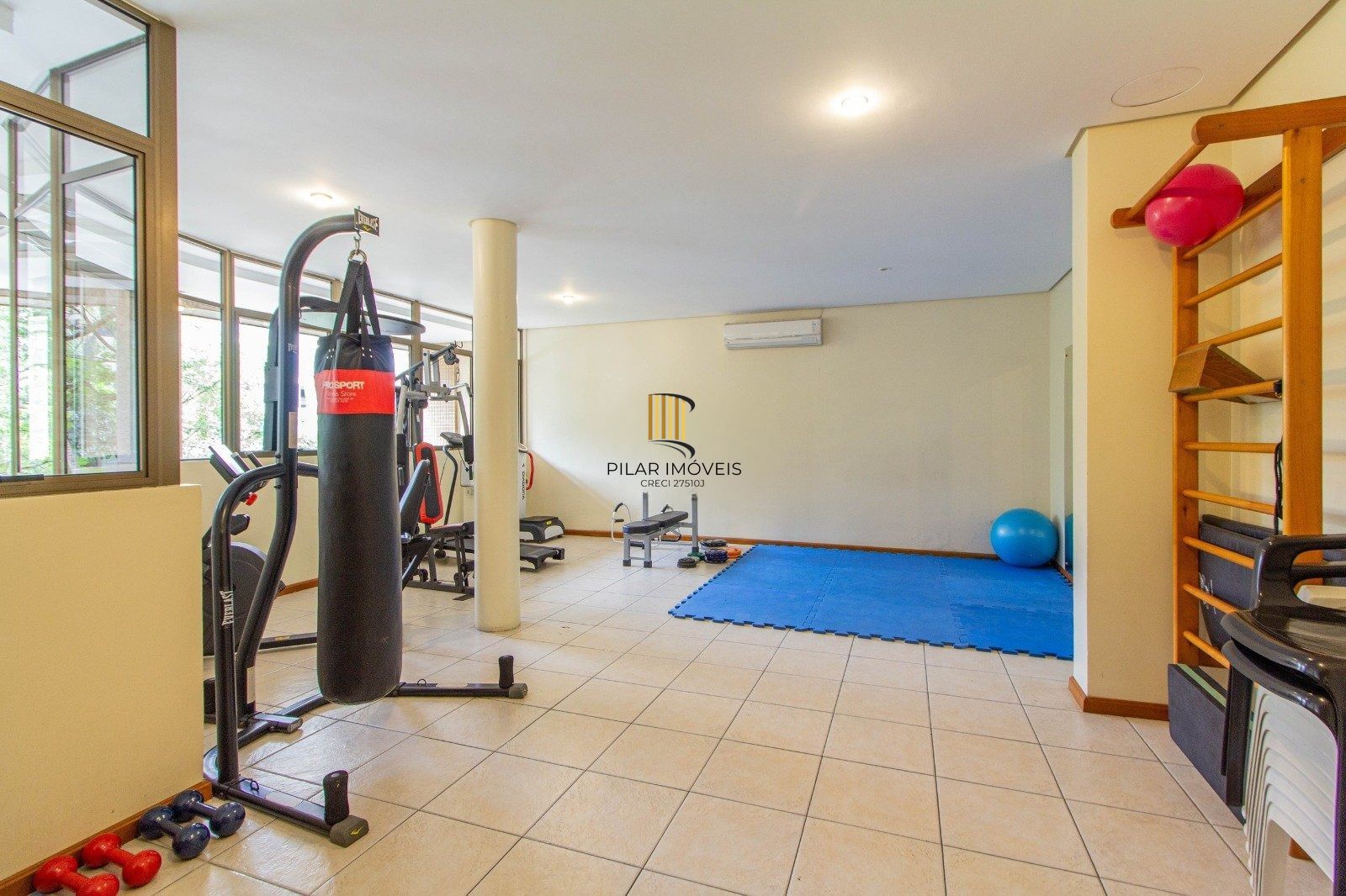 Apartamento Garden com 202m² e 3 dormitórios, 3 suítes, 3 vagas