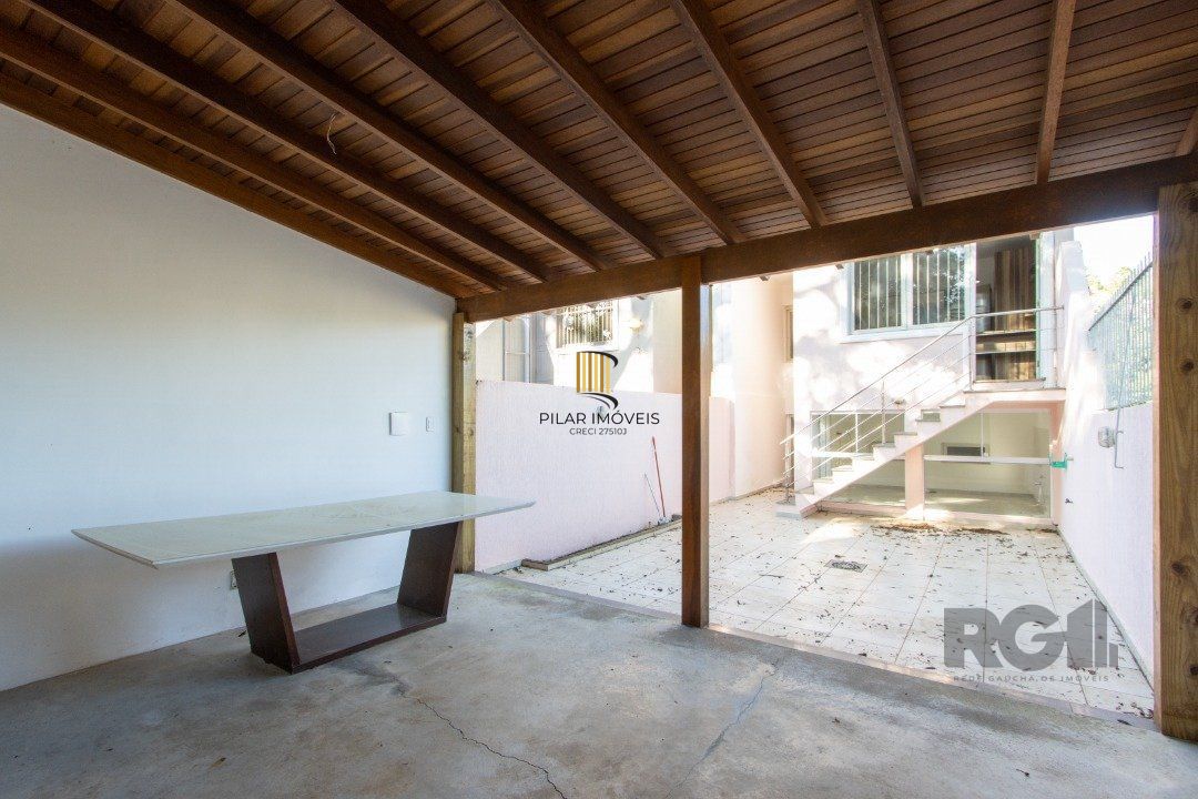Casa 3 dormitórios no bairro Espírito Santo