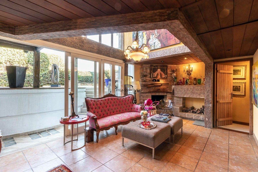 Casa para Venda - 418m², 4 dormitórios, sendo 1 suites, 2 vagas - Jardim Isabel