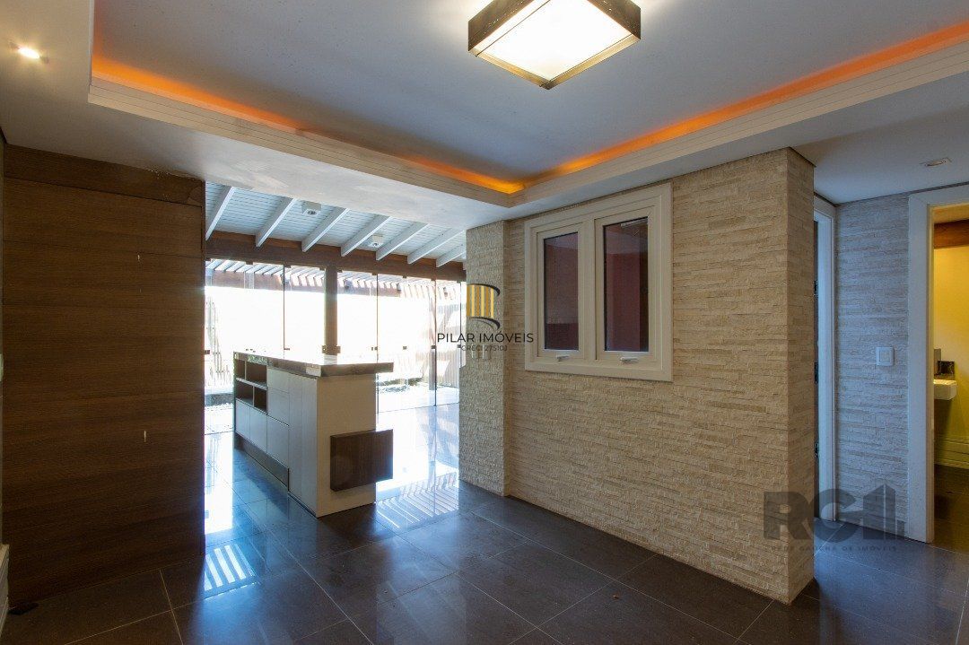 Casa Condominio para Venda - 384.33m², 3 dormitórios, sendo 1 suites, 3 vagas - Cristal