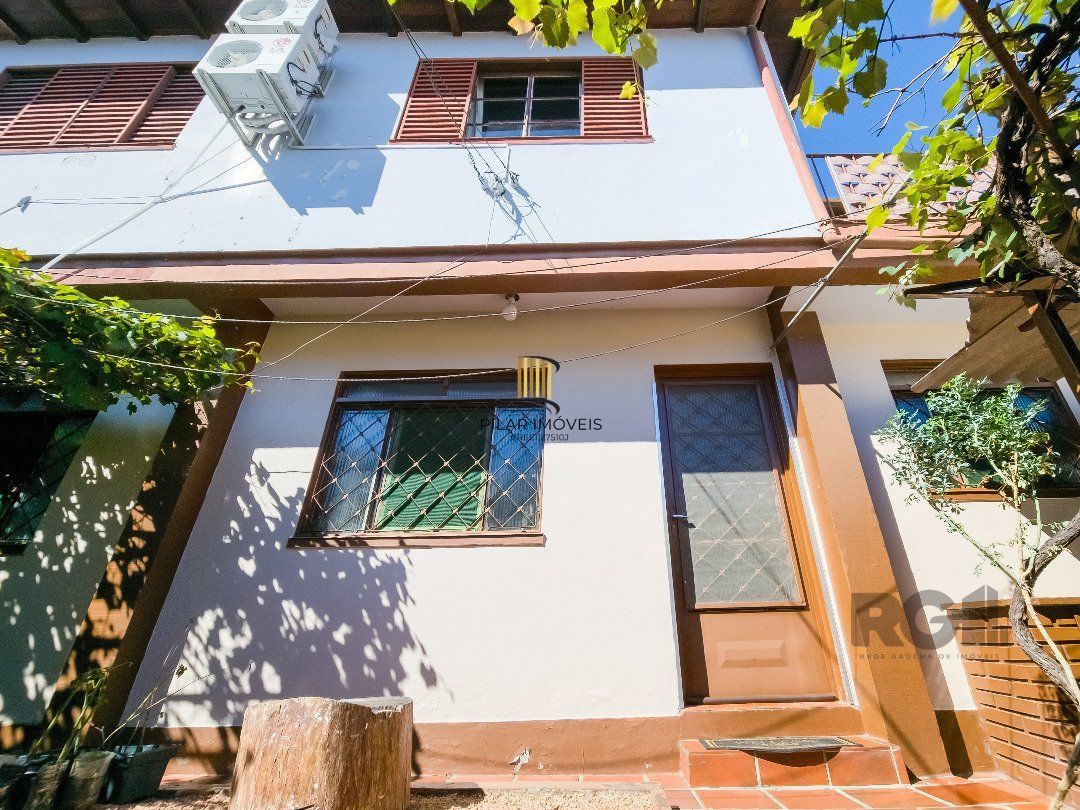 Casa 4 dormitórios no bairro Tristeza