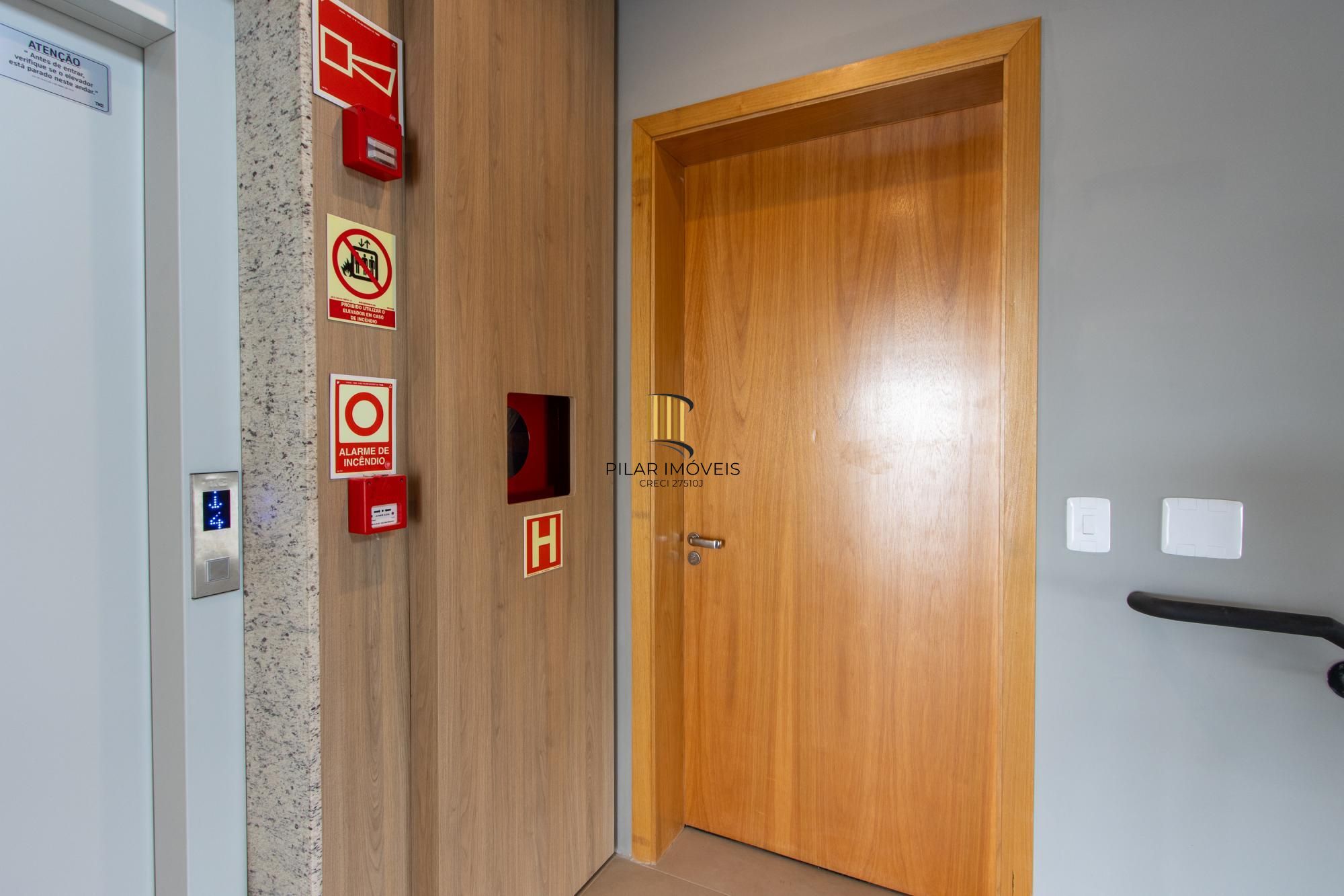 Apartamento 2 dormitórios no bairro Tristeza