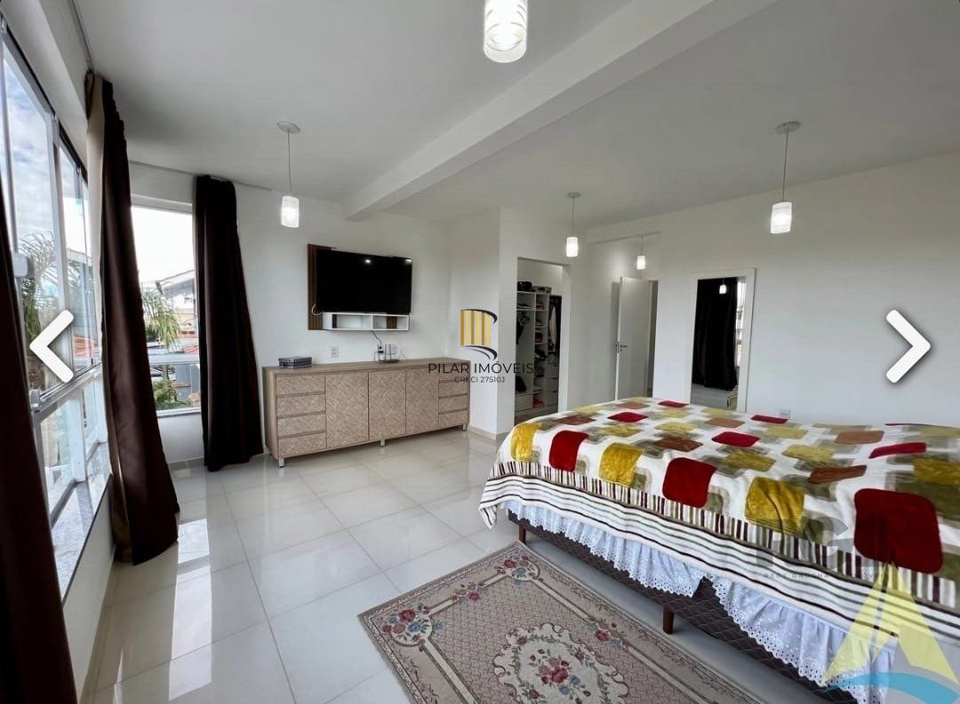 Casa 2 dormitórios no bairro Zona Nova
