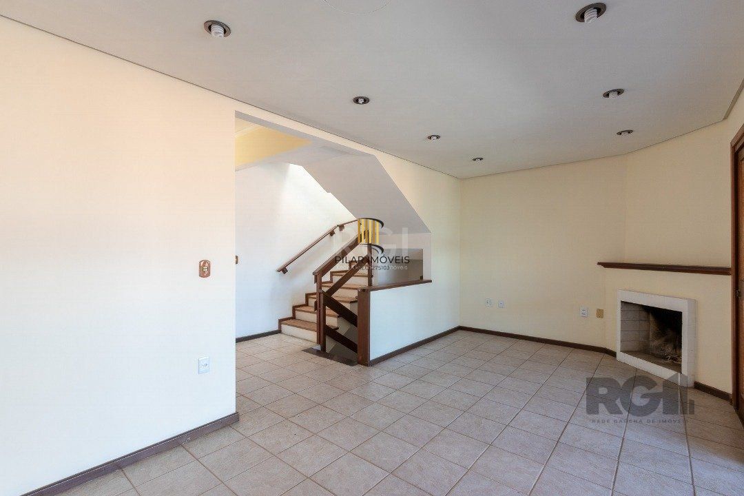 Casa em condomínio fechado para venda no bairro Jardim Isabel, com aproximadamente 197m² de área privativa,.