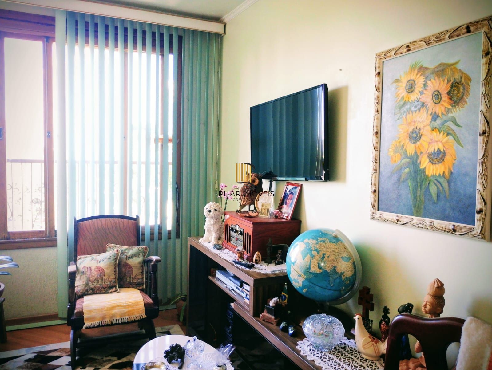 Apartamento de 1 dormitório, de frente, andar alto, elevador, vista para o Lago Guaíba.