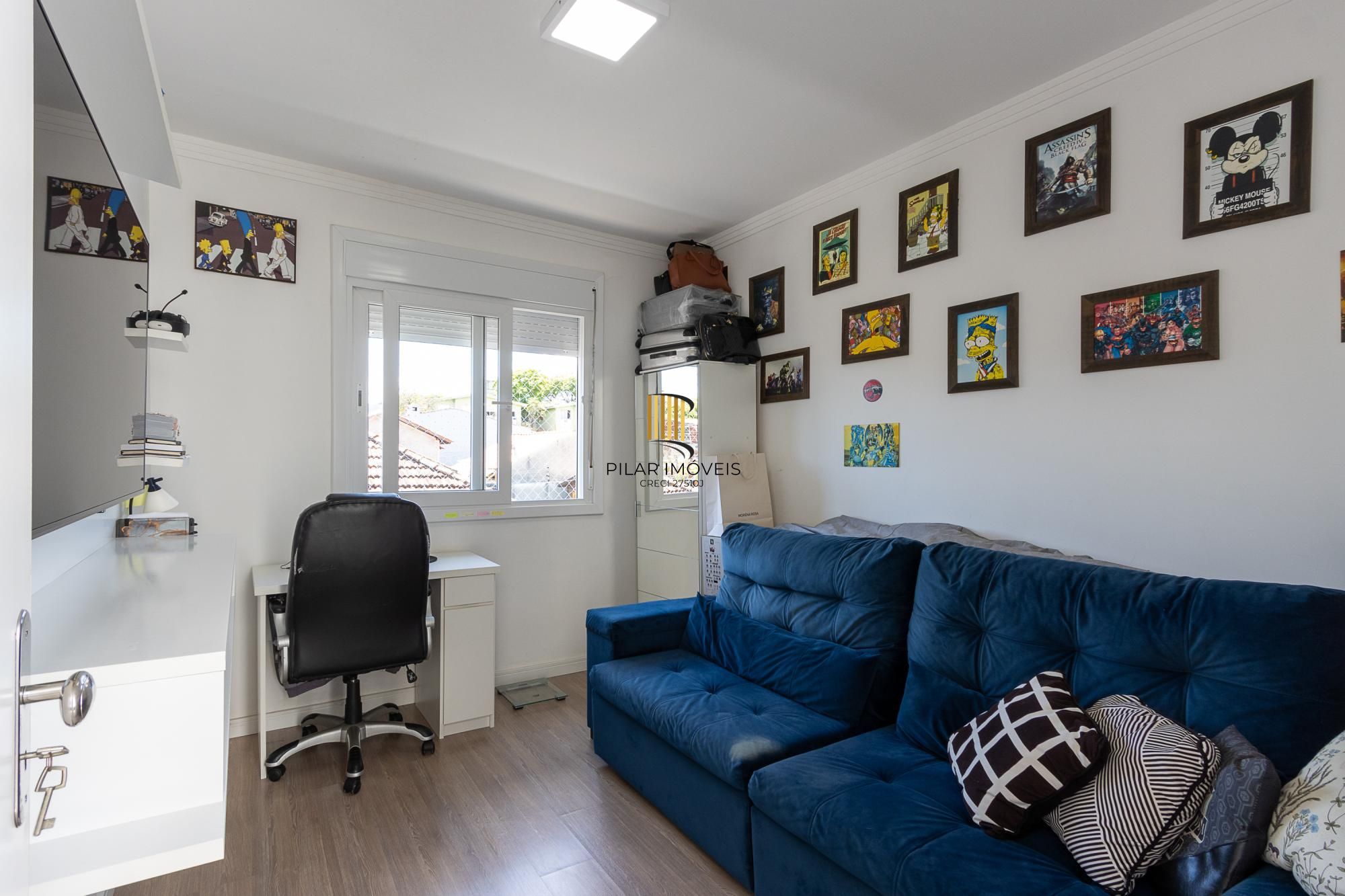 Linda  Casa em condomínio , localizada no bairro TRISTEZA, Zona Sul de PORTO ALEGRE..