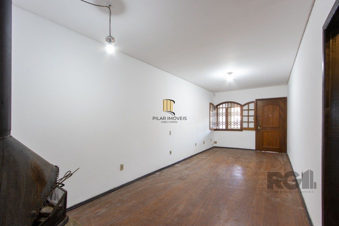 Casa 3 dormitórios no bairro Tristeza