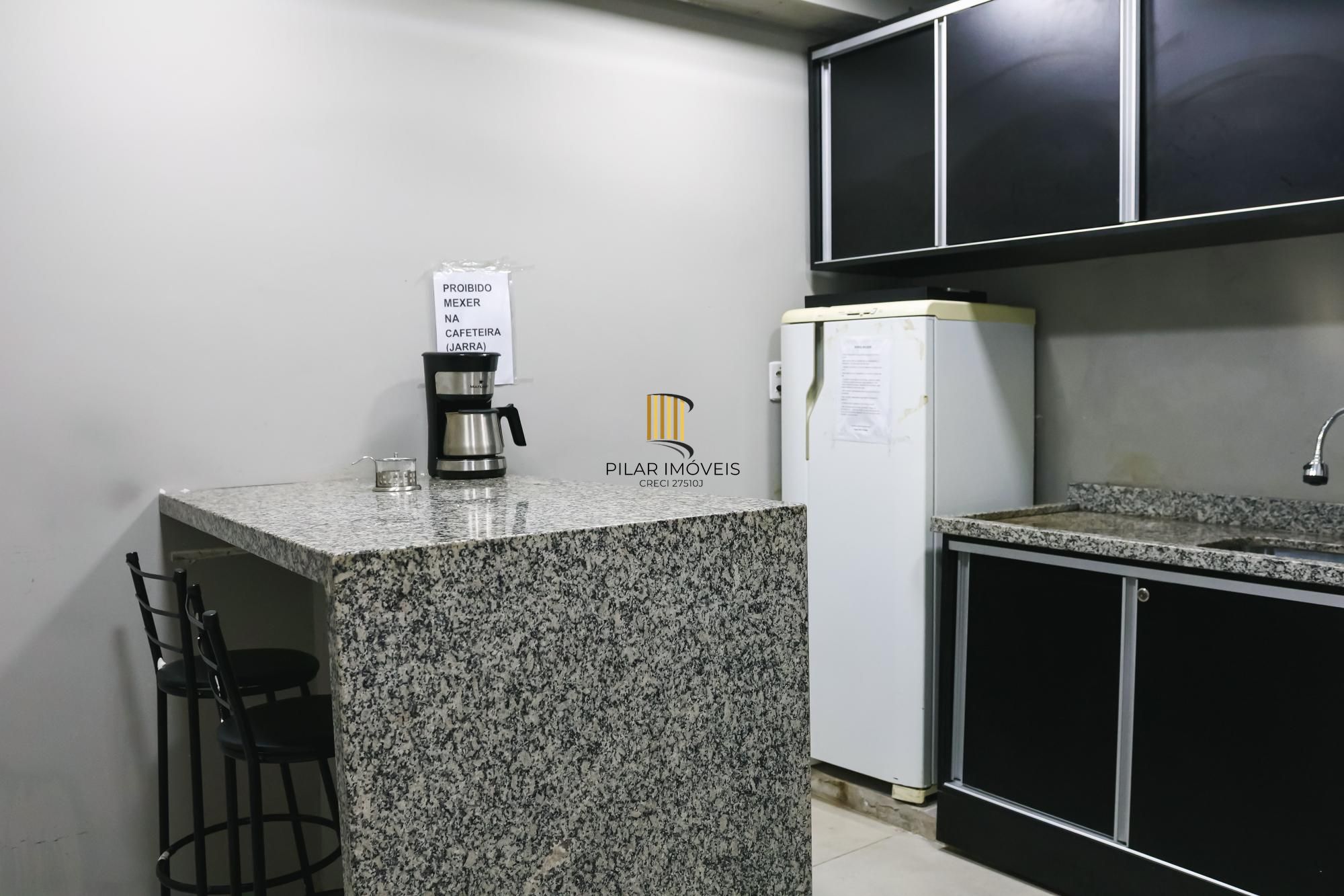 Casa Comercial 4 dormitórios no bairro Moinhos de Vento